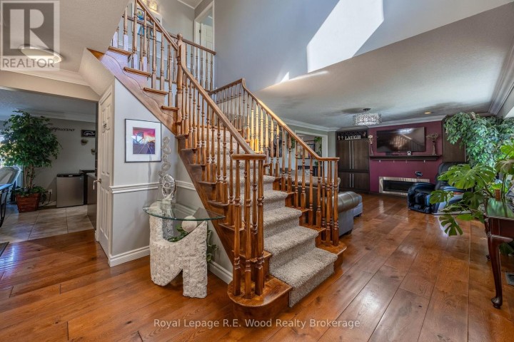 Photo 4 at 21 Thomas Avenue, Tillsonburg Photo 4 at 21 Thomas Avenue, Tillsonburg