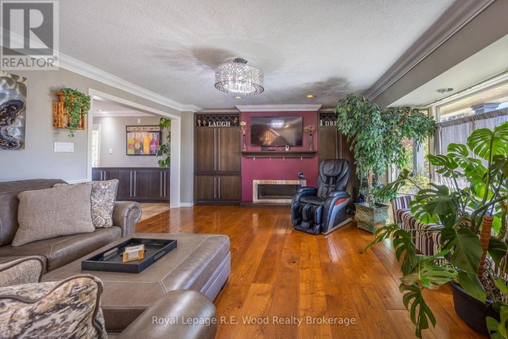 Photo 6 at 21 Thomas Avenue, Tillsonburg Photo 6 at 21 Thomas Avenue, Tillsonburg