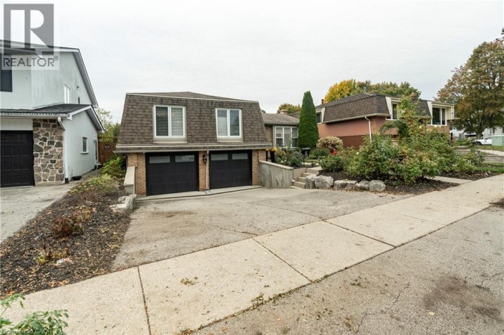 Photo 2 at 5 Beechwood Avenue, Brantford Photo 2 at 5 Beechwood Avenue, Brantford