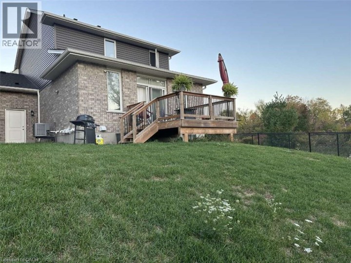 Photo 20 at 30 Livingston Drive, Tillsonburg Photo 20 at 30 Livingston Drive, Tillsonburg