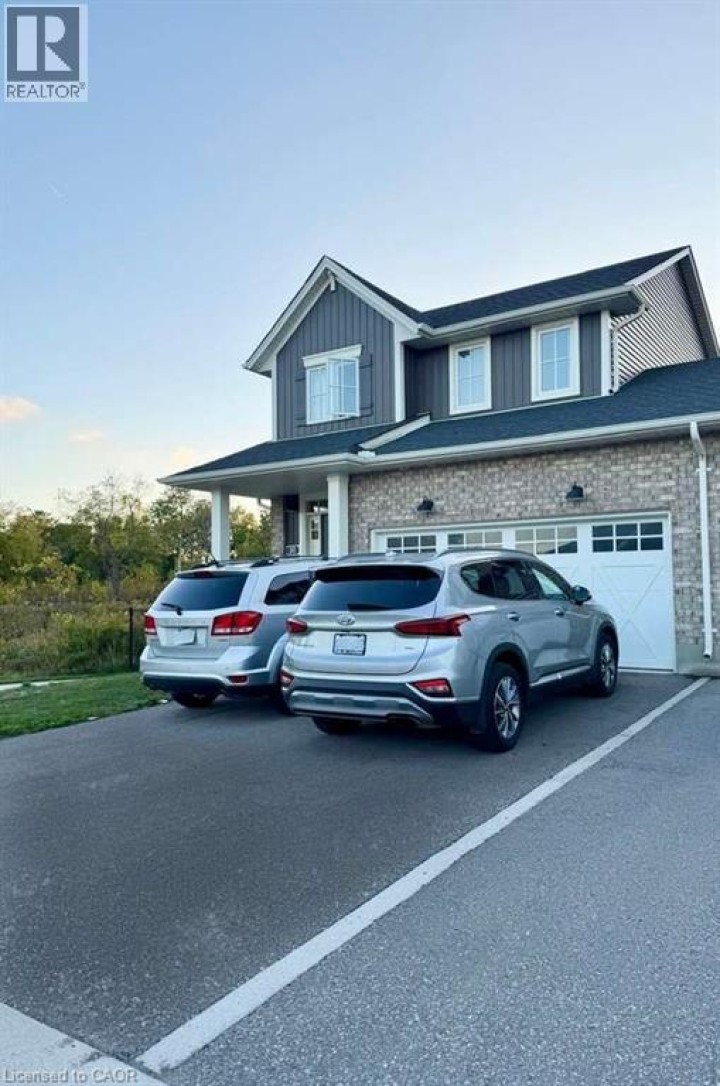 Photo 3 at 30 Livingston Drive, Tillsonburg Photo 3 at 30 Livingston Drive, Tillsonburg