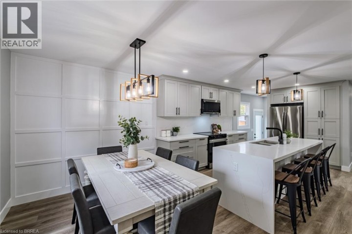 Photo 11 at 10 Uplands Drive, Brantford Photo 11 at 10 Uplands Drive, Brantford