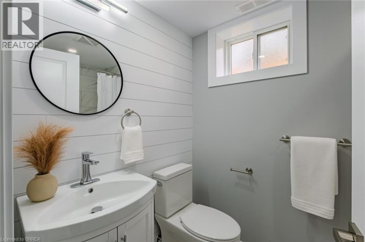 Photo 27 at 10 Uplands Drive, Brantford Photo 27 at 10 Uplands Drive, Brantford