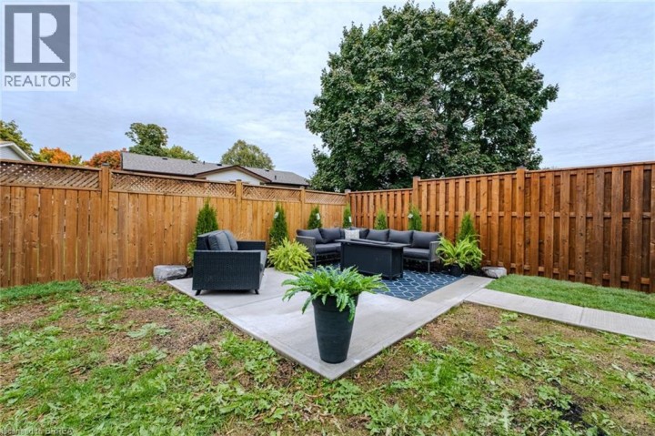 Photo 36 at 10 Uplands Drive, Brantford Photo 36 at 10 Uplands Drive, Brantford