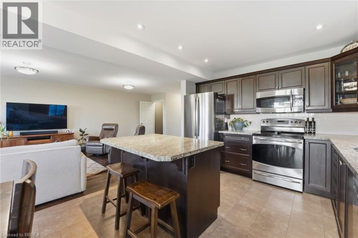 Photo 6 at 15 Yarington Drive, Brantford Photo 6 at 15 Yarington Drive, Brantford