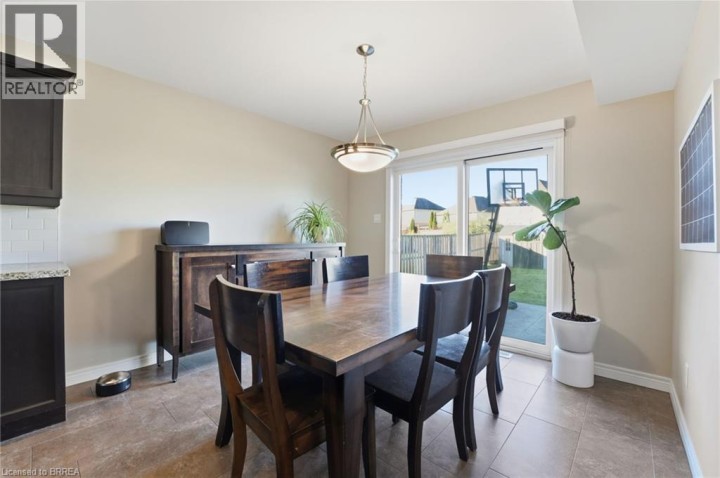 Photo 8 at 15 Yarington Drive, Brantford Photo 8 at 15 Yarington Drive, Brantford