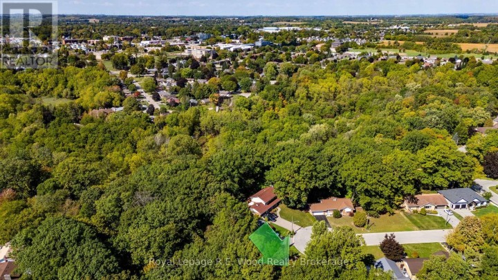 Photo 45 at 8 Highland Drive, Tillsonburg Photo 45 at 8 Highland Drive, Tillsonburg