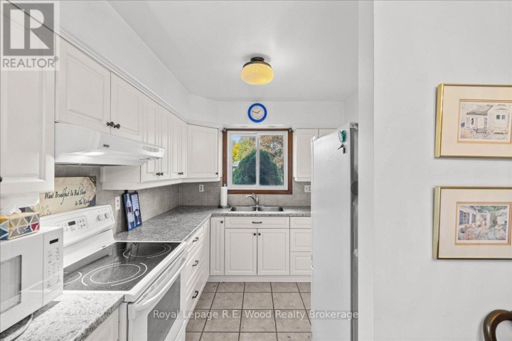 Photo 12 at 52 Trottier Drive, Tillsonburg Photo 12 at 52 Trottier Drive, Tillsonburg