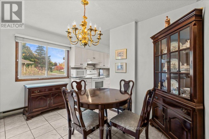 Photo 15 at 52 Trottier Drive, Tillsonburg Photo 15 at 52 Trottier Drive, Tillsonburg