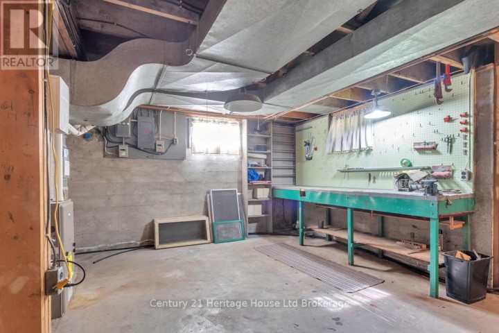 Photo 21 at 10 Parkside Drive, Tillsonburg Photo 21 at 10 Parkside Drive, Tillsonburg