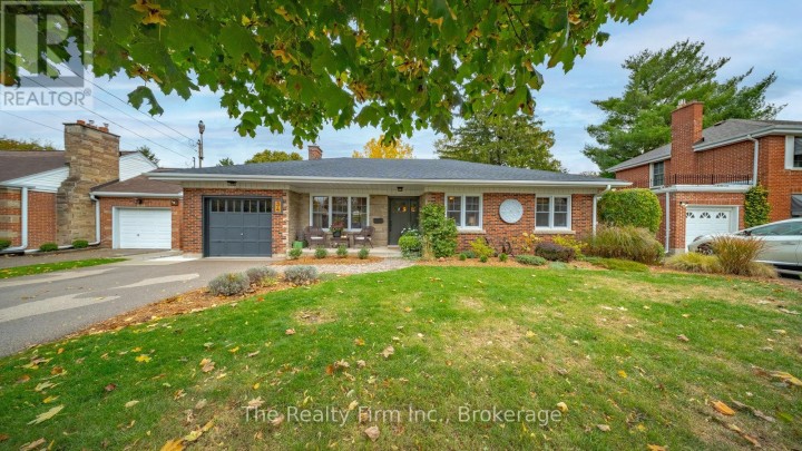 Photo 1 at 34 Springfield Drive, Brantford Photo 1 at 34 Springfield Drive, Brantford