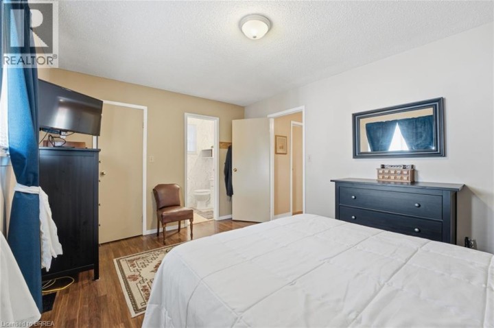 Photo 14 at 36 King's Hill Lane, Brantford Photo 14 at 36 King's Hill Lane, Brantford