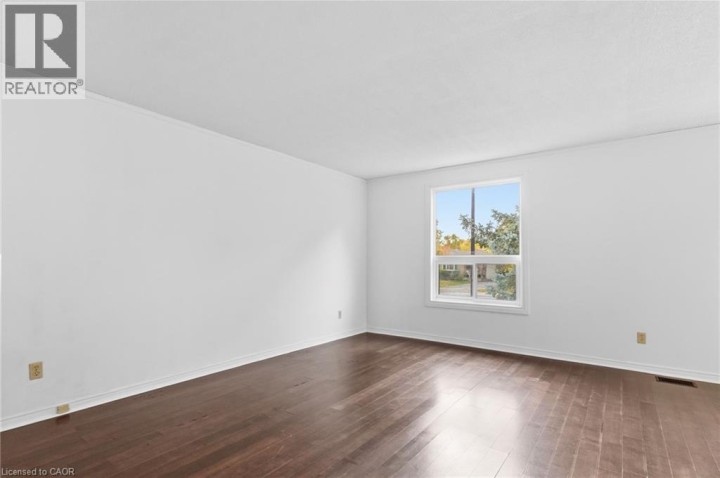 Photo 8 at 26 October Place, Brantford Photo 8 at 26 October Place, Brantford