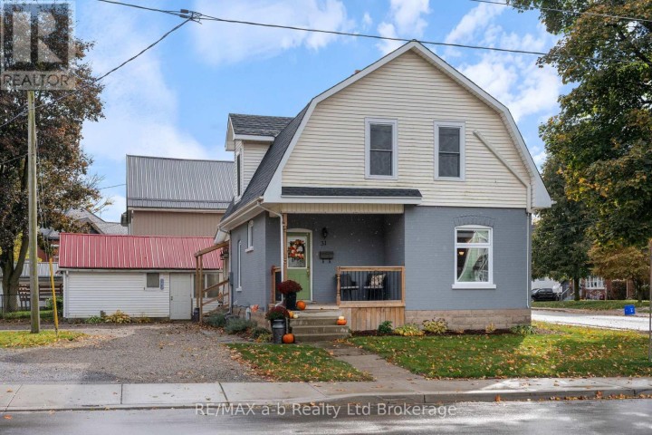 Photo 1 at 31 Concession Street W, Tillsonburg Photo 1 at 31 Concession Street W, Tillsonburg