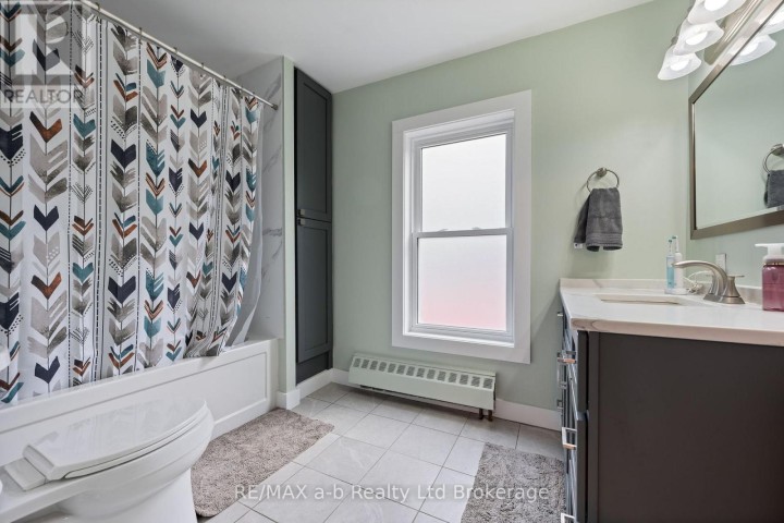 Photo 11 at 31 Concession Street W, Tillsonburg Photo 11 at 31 Concession Street W, Tillsonburg