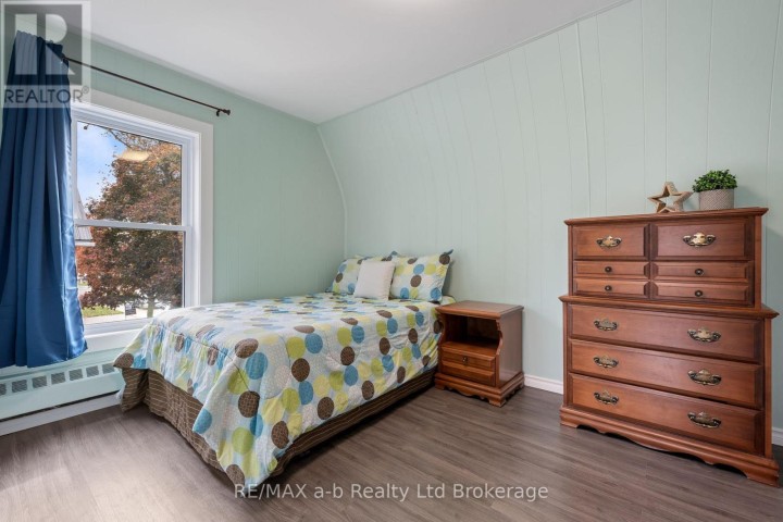 Photo 14 at 31 Concession Street W, Tillsonburg Photo 14 at 31 Concession Street W, Tillsonburg