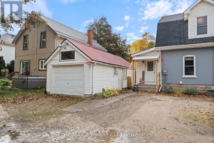 Photo 2 at 31 Concession Street W, Tillsonburg Photo 2 at 31 Concession Street W, Tillsonburg