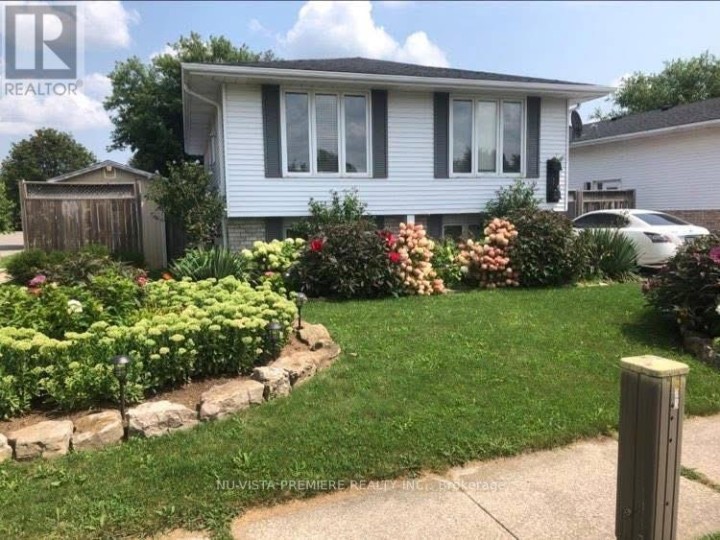 Photo 3 at 1 Osijek Crescent, Brantford Photo 3 at 1 Osijek Crescent, Brantford