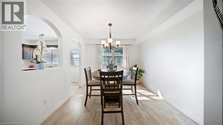Photo 10 at 14 Melbourne Crescent, Brantford Photo 10 at 14 Melbourne Crescent, Brantford