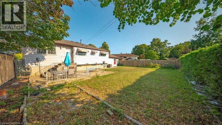 Photo 30 at 14 Melbourne Crescent, Brantford Photo 30 at 14 Melbourne Crescent, Brantford