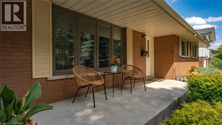 Photo 6 at 75 Pusey Boulevard, Brantford Photo 6 at 75 Pusey Boulevard, Brantford