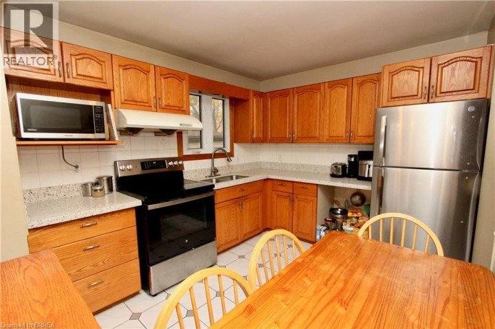 Photo 17 at 388 Brantwood Park Road, Brantford Photo 17 at 388 Brantwood Park Road, Brantford