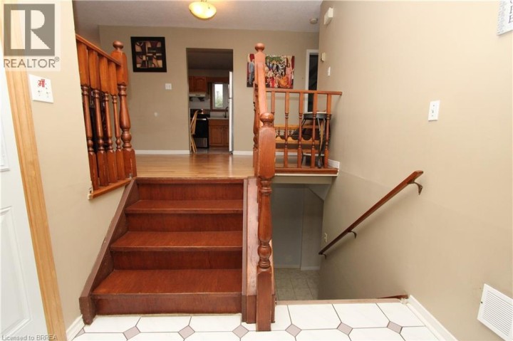 Photo 6 at 388 Brantwood Park Road, Brantford Photo 6 at 388 Brantwood Park Road, Brantford