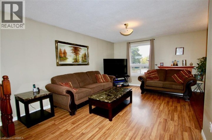 Photo 8 at 388 Brantwood Park Road, Brantford Photo 8 at 388 Brantwood Park Road, Brantford