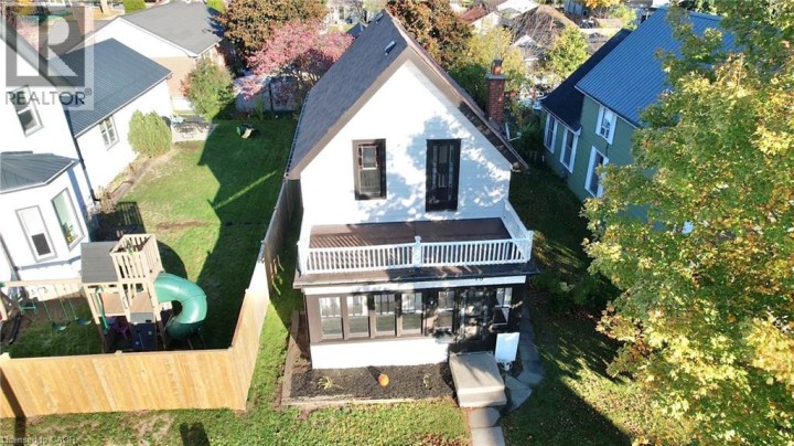 Photo 3 at 18 King Street, Tillsonburg Photo 3 at 18 King Street, Tillsonburg