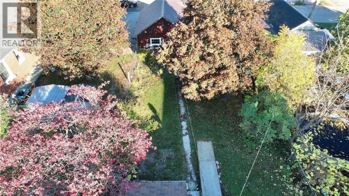 Photo 6 at 18 King Street, Tillsonburg Photo 6 at 18 King Street, Tillsonburg