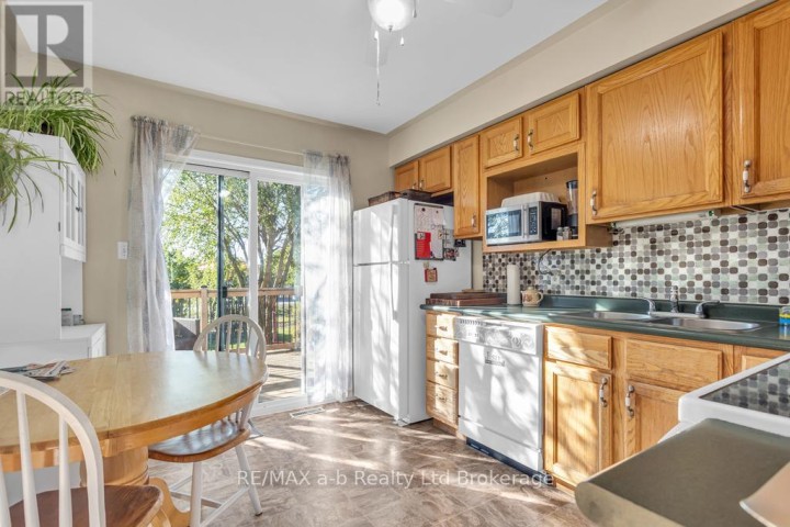 Photo 14 at 13 Southridge Road, Tillsonburg Photo 14 at 13 Southridge Road, Tillsonburg