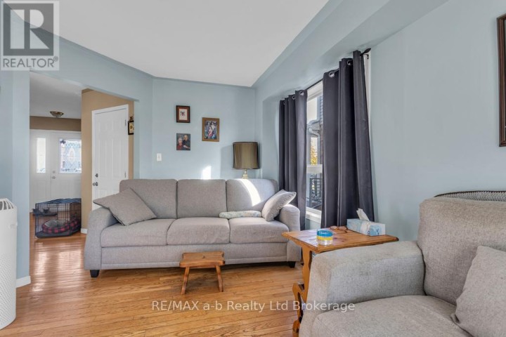 Photo 17 at 13 Southridge Road, Tillsonburg Photo 17 at 13 Southridge Road, Tillsonburg