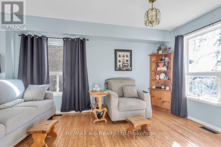 Photo 19 at 13 Southridge Road, Tillsonburg Photo 19 at 13 Southridge Road, Tillsonburg