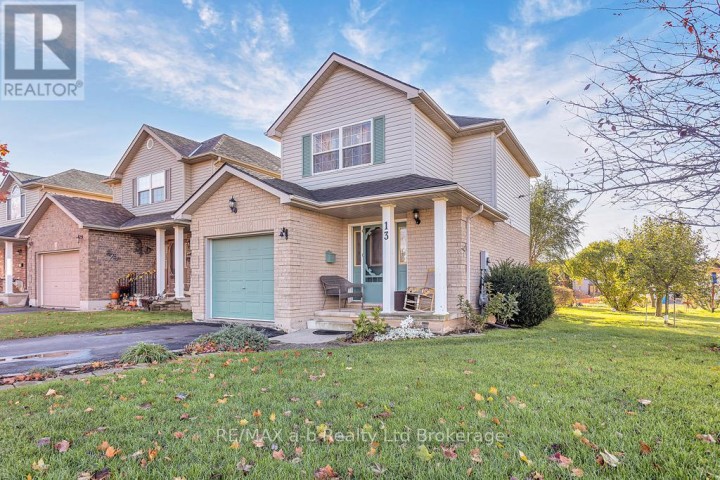 Photo 2 at 13 Southridge Road, Tillsonburg Photo 2 at 13 Southridge Road, Tillsonburg