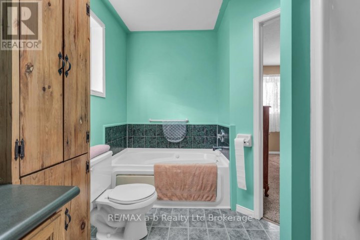 Photo 23 at 13 Southridge Road, Tillsonburg Photo 23 at 13 Southridge Road, Tillsonburg