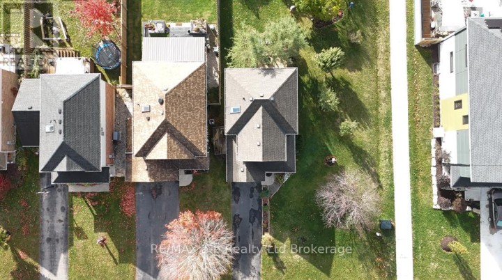 Photo 7 at 13 Southridge Road, Tillsonburg Photo 7 at 13 Southridge Road, Tillsonburg