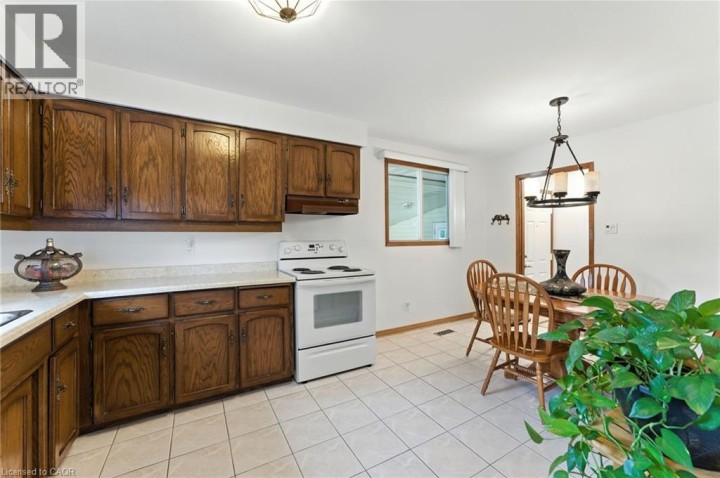 Photo 15 at 1043 Canfield Crescent, Woodstock Photo 15 at 1043 Canfield Crescent, Woodstock