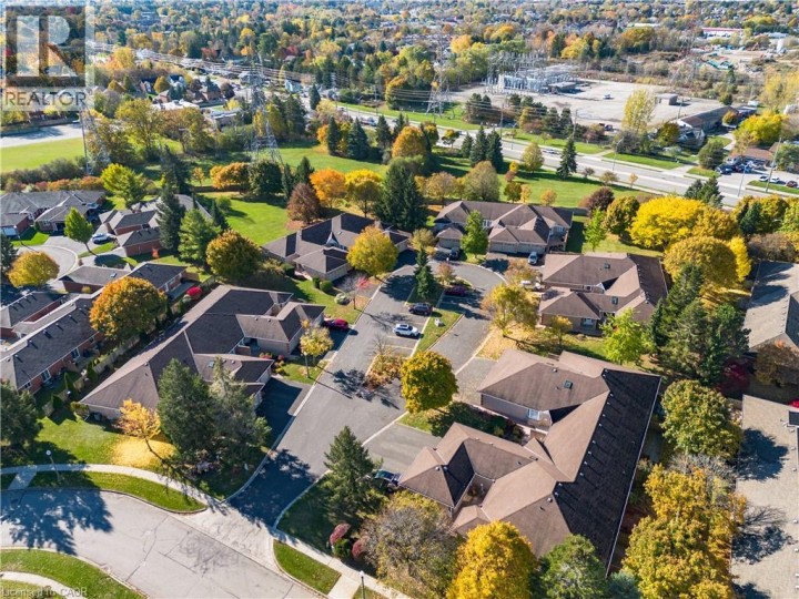 Photo 3 at 75 BEASLEY Crescent 9, Cambridge Photo 3 at 75 BEASLEY Crescent 9, Cambridge