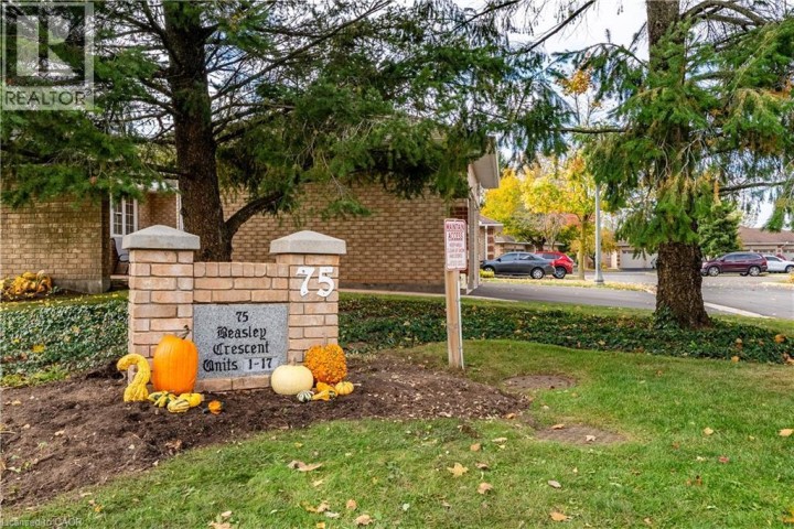 Photo 4 at 75 BEASLEY Crescent 9, Cambridge Photo 4 at 75 BEASLEY Crescent 9, Cambridge