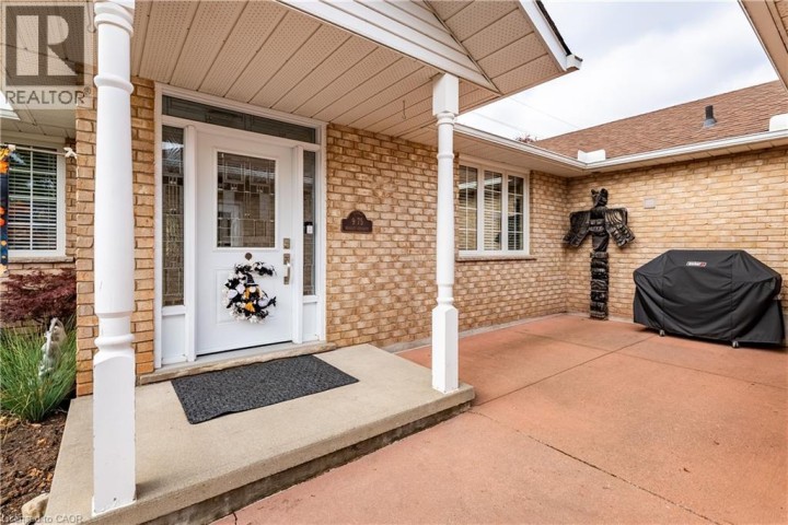 Photo 7 at 75 BEASLEY Crescent 9, Cambridge Photo 7 at 75 BEASLEY Crescent 9, Cambridge