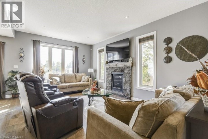 Photo 9 at  132a Scott Avenue, Innerkip, Woodstock Photo 9 at  132a Scott Avenue, Innerkip, Woodstock