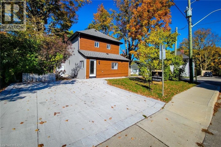 Photo 3 at 727 S College Avenue S, Woodstock Photo 3 at 727 S College Avenue S, Woodstock