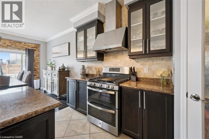 Photo 11 at 267 Hardcastle Drive, Cambridge Photo 11 at 267 Hardcastle Drive, Cambridge